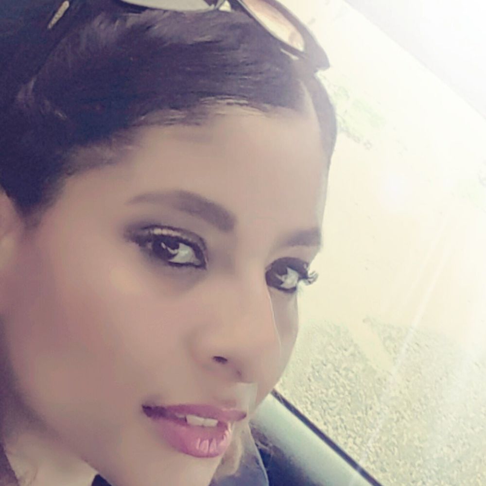 Meet your Posher, Ivelis